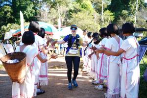 BIB: 2532
                            <button type="button" onclick="openModal(19048958)" class="btn btn-primary btn-sm float-right btn-popup" data-toggle="modal" data-target=".modal-high-quality">
                        <i class="fas fa-shopping-cart"></i> Add to Cart
                    </button>
                                            <button type="button" onclick="isThisMe(19048958, true)" class="btn btn-success btn-sm float-right btn-popup btn-isme hidden" data-toggle="tooltip" data-placement="bottom" title="นี่คือรูปของคุณใช่ไหม คลิกที่นี่เพื่อเอาเข้าอัลบั้ม">
                        <i class="fas fa-plus"></i> Add to album
                    </button>
                    <button type="button" onclick="isThisMe(19048958, false)" class="btn btn-warning btn-sm float-right btn-popup btn-isnotme hidden">
                        <i class="fas fa-ban"></i> Remove from album
                    </button>